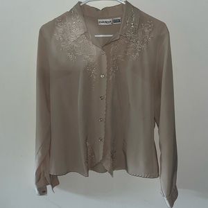 Vintage embroidered button up